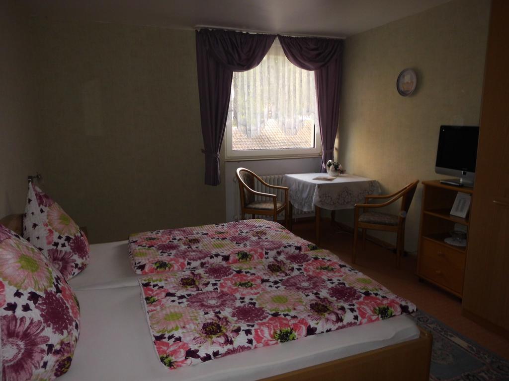 Hotel Garni Am Heuberg اسشوغه الغرفة الصورة
